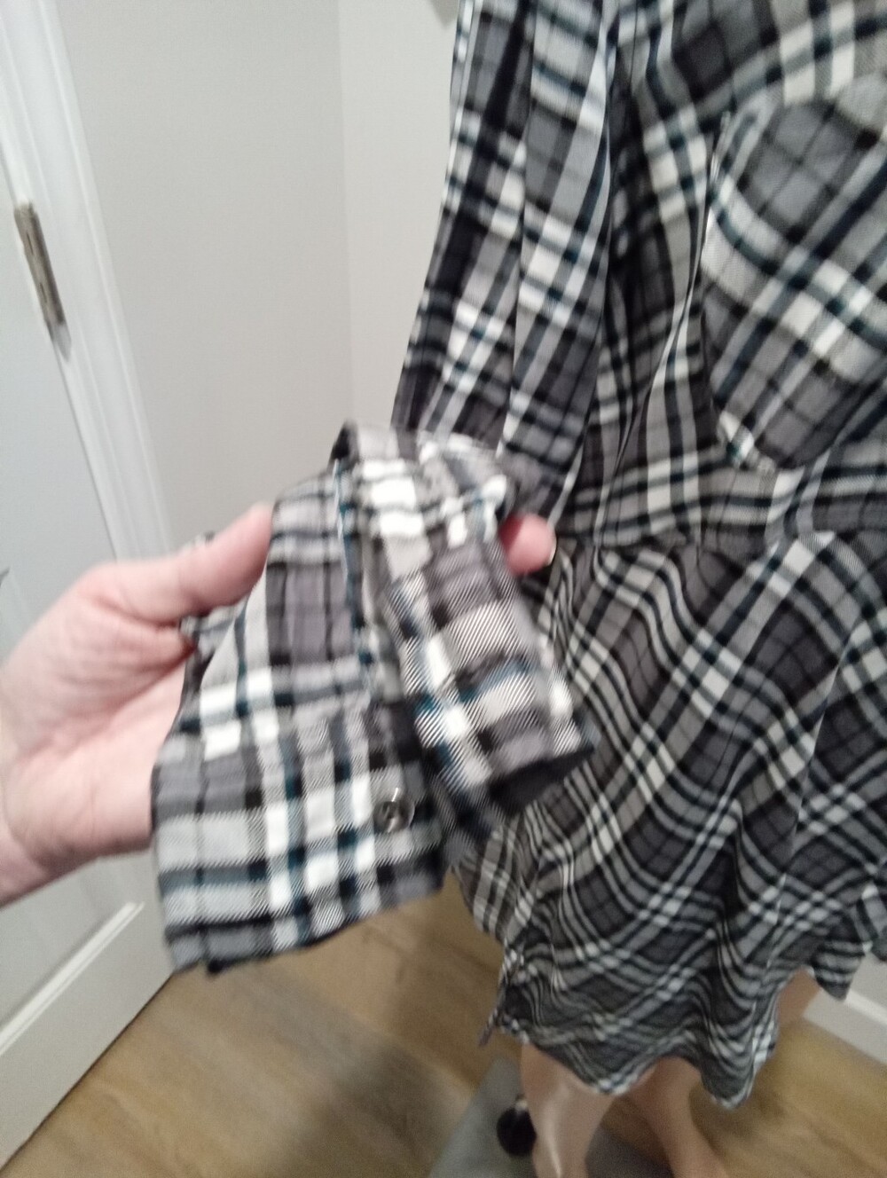 Westbound Woman Plus Size 1X Black & White Plaid w/Green Button Down Tunic - Picture 8 of 11